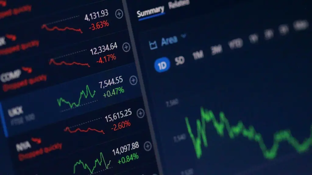 ECB 10. septembrī: vai noguldījumu likmi samazinās?