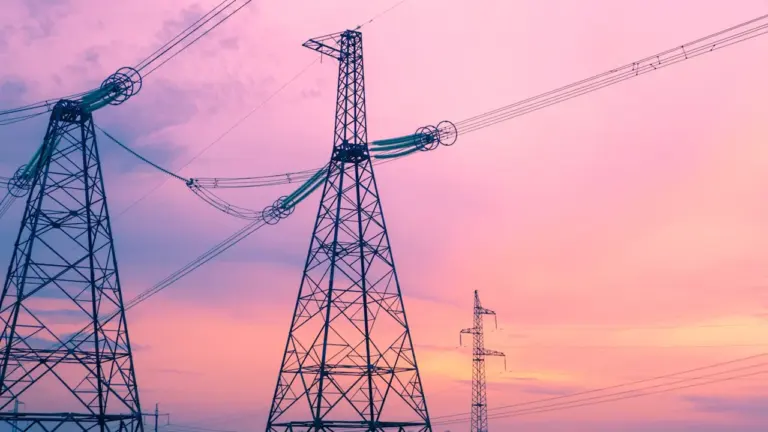 Latvijas elektroenerģijas cena šodien: kāpēc biržā vērojams kāpums?