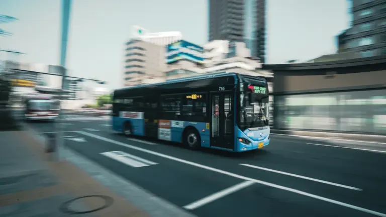 Sapnis par nokavētu autobusu: ko tas rosina pārdomāt